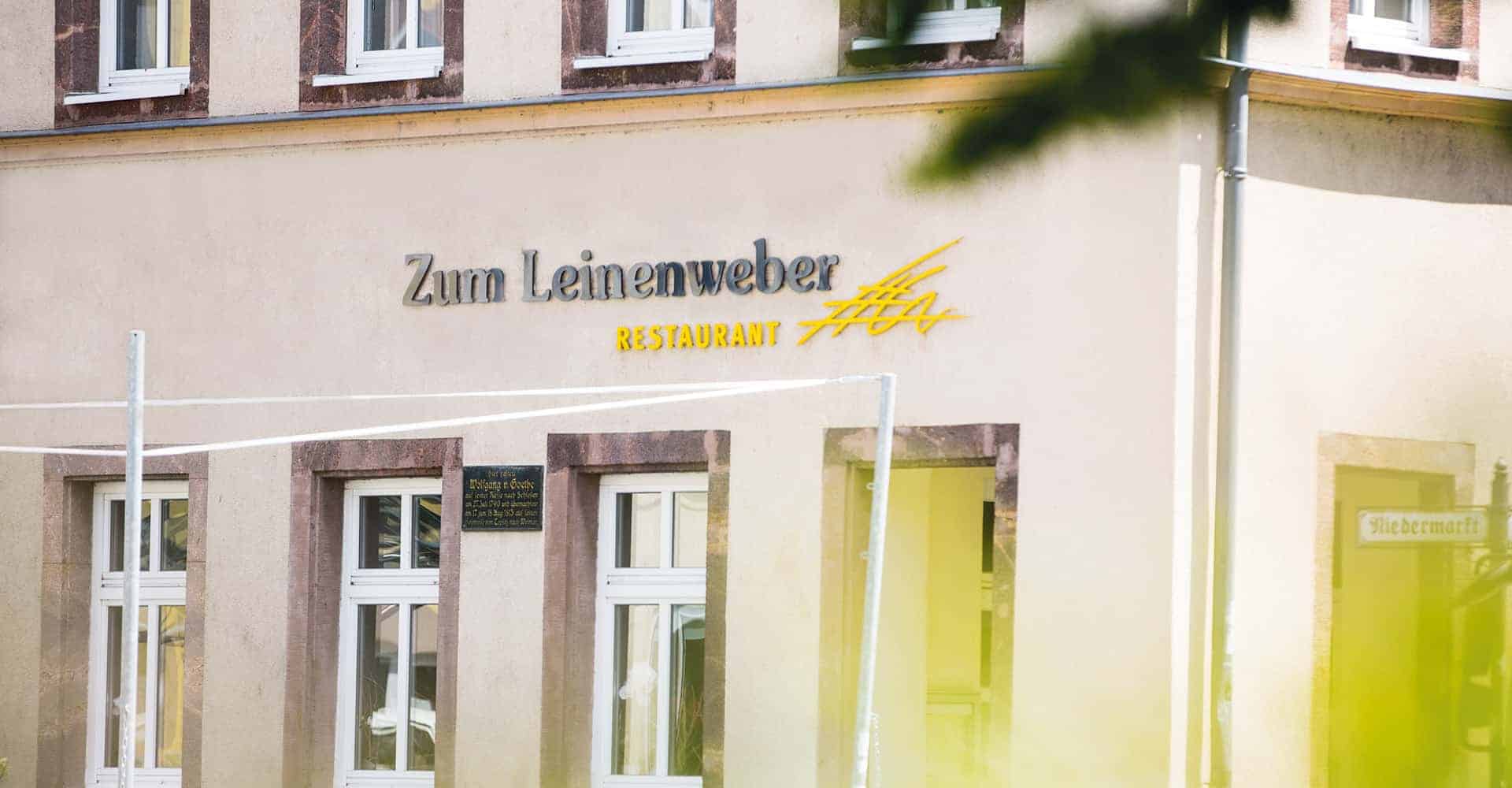 HOTEL GOLDENER LÖWE | INNENAUSBAU HOTEL UND RESTAURANT | Komplette Sanierung der Hotelzimmer, der Flure, des Empfangs und des Restaurants eines 23 Jahre lang brachliegendes Hotels.