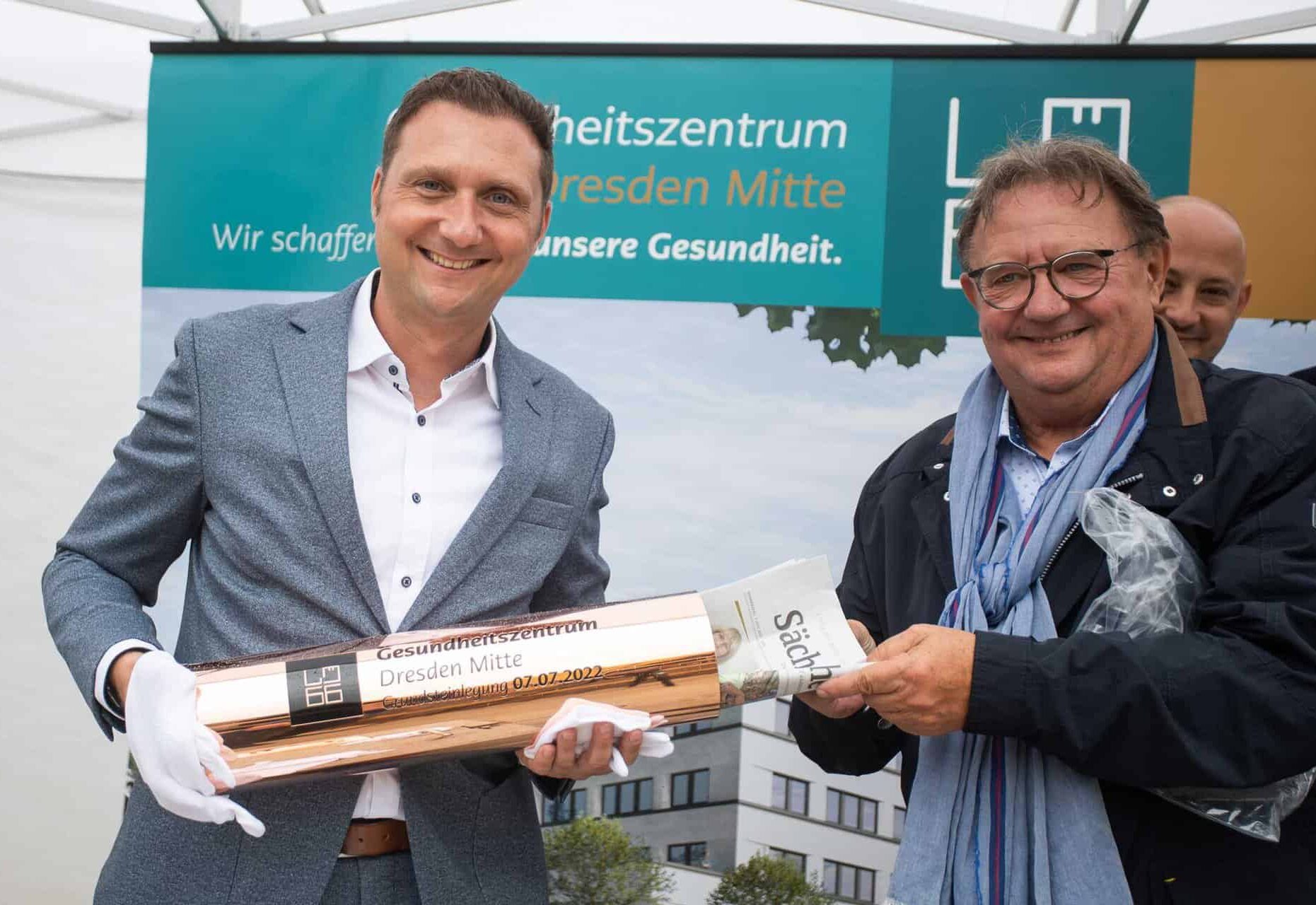 Verlegung Grundstein Gesundheitszentrum Dresden Löbtauer 66