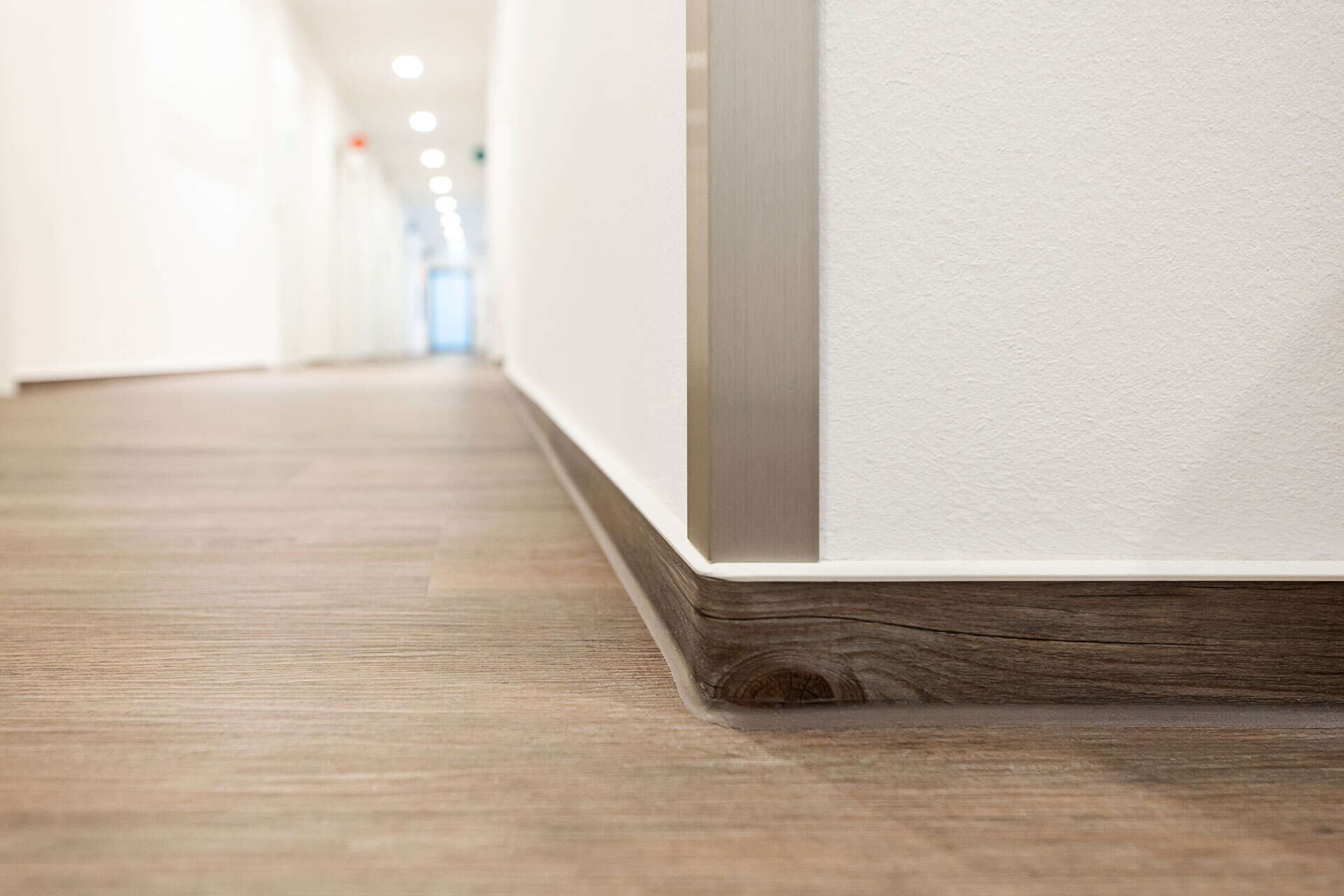 KADUR Gruppe MVZ Diagnostisches Zentrum Berlin Gang Bodenverlegung