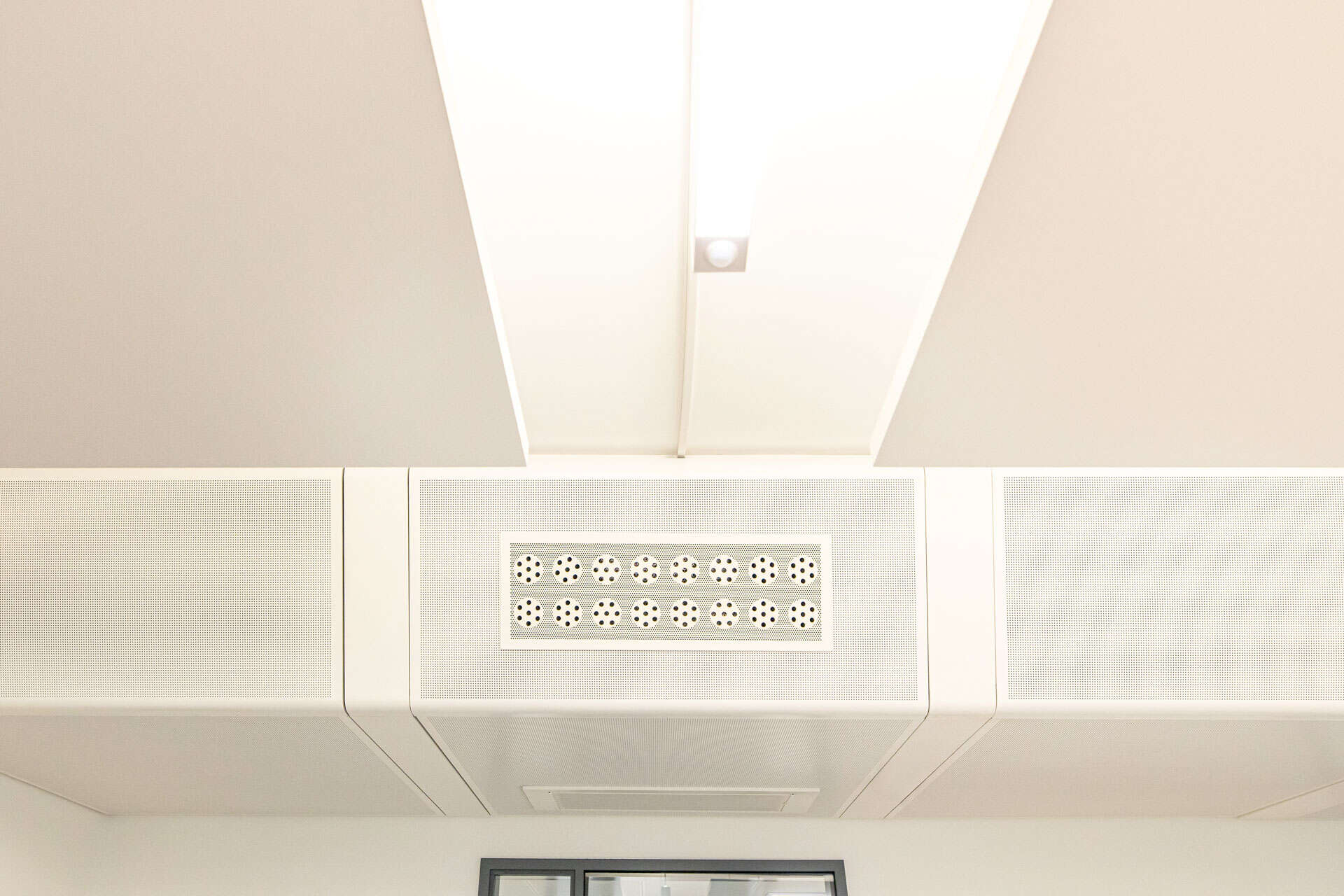 Kadur-Referenz-WTC-DNV-70-1_1920 KADUR Gruppe Büroausbau DNV im WTC Dresden Lüftung